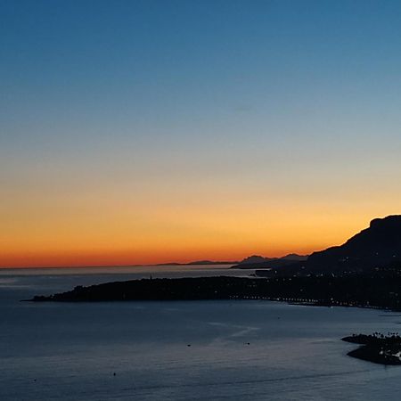 Apartmán Total Sea View Grimaldi Ventimiglia Exteriér fotografie