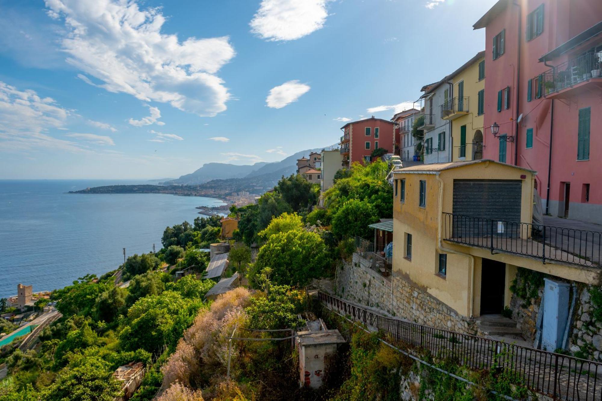 Apartmán Total Sea View Grimaldi Ventimiglia Exteriér fotografie